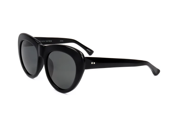 Dries Van Noten by Linda Farrow DVN69