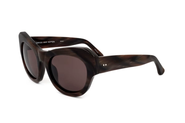 Dries Van Noten by Linda Farrow DVN99