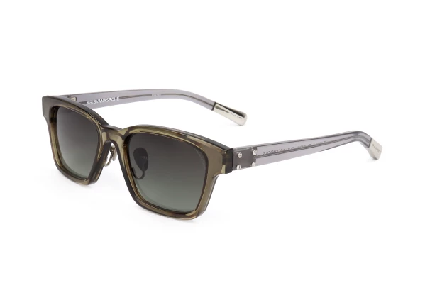 Kris Van Assche by Linda Farrow KVA18