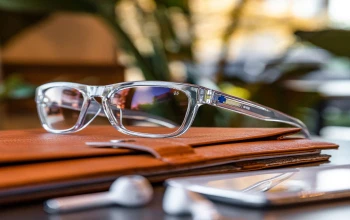 Spy CROSSWAY style-color 1173 Translucent Light Blue / Gray with Navy Mirror Lens