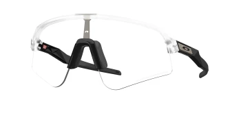 Oakley SUTRO LITE SWEEP OO9465 style-color 946539 Matte Clear / Clear to Black Iridium Photochromic Lens